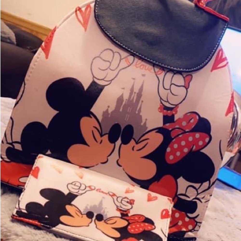 Bag with wallet